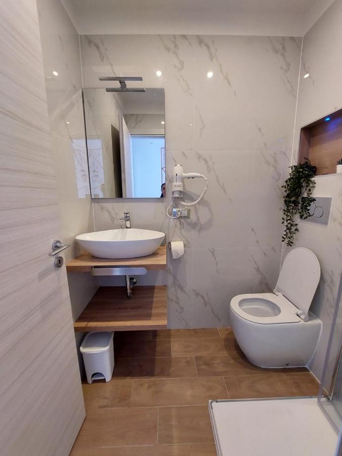 Prisco House Bed and Breakfast Rom Exteriör bild